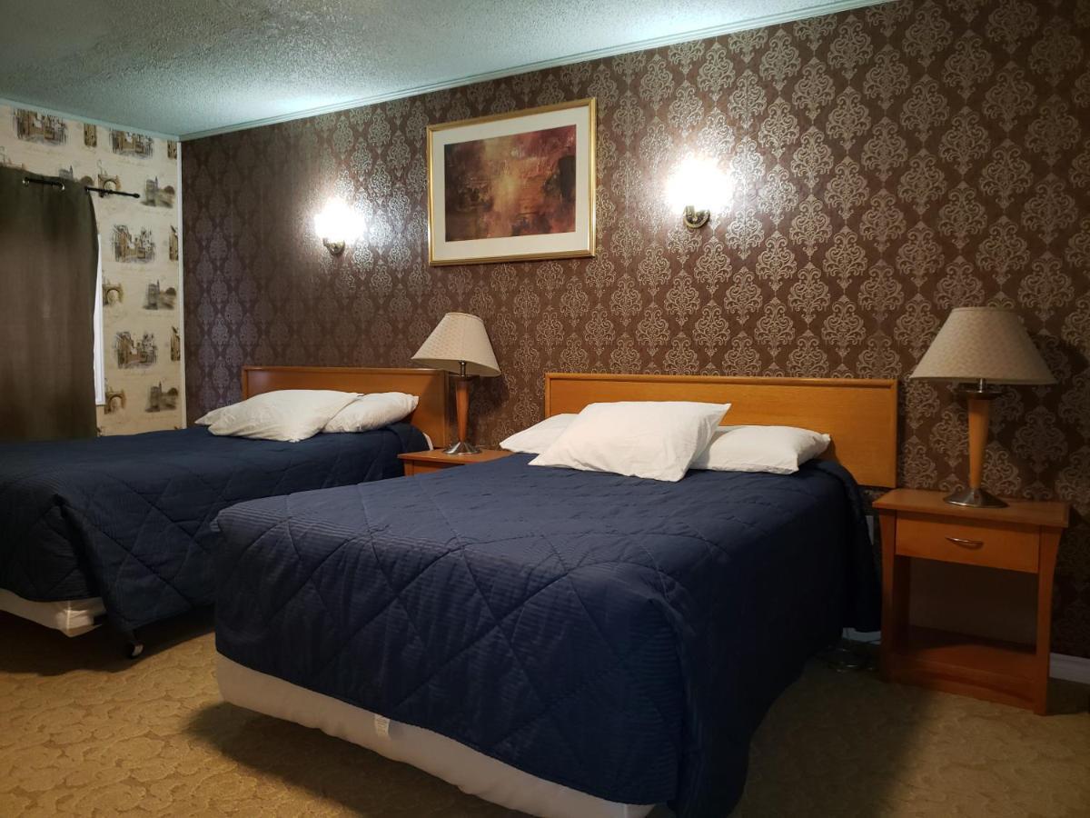 Neepawa Motel Zewnętrze zdjęcie