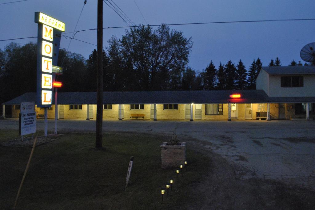 Neepawa Motel Zewnętrze zdjęcie