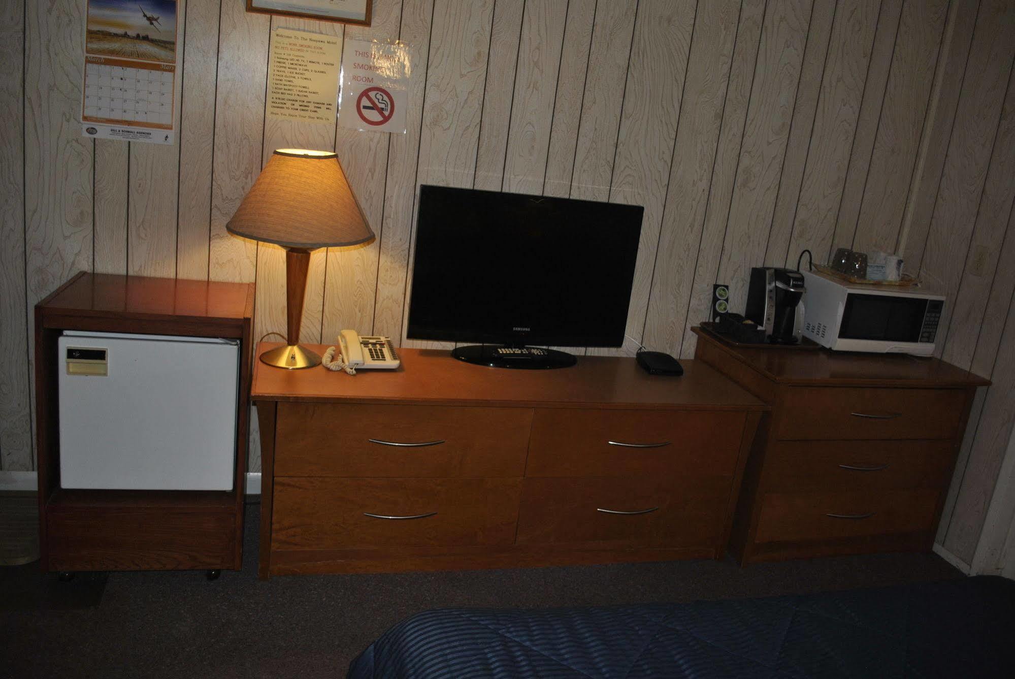 Neepawa Motel Zewnętrze zdjęcie